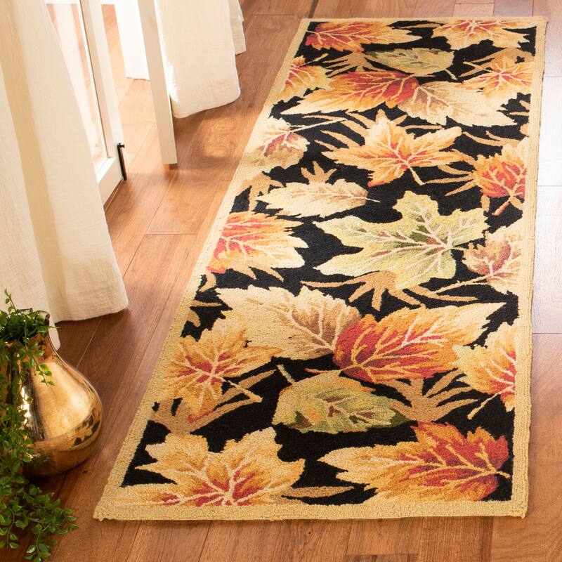 SAFAVIEH Handmade Chelsea Grove French Country Wool Rug - 2'6" x 12' Runner - Black
