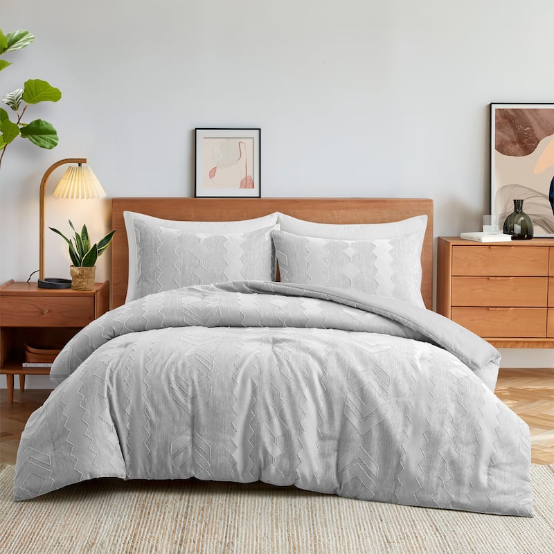 3 Piece Reversible Pintuck Pinch Pleat Bohemia and Tufted Clipped Comforter Set