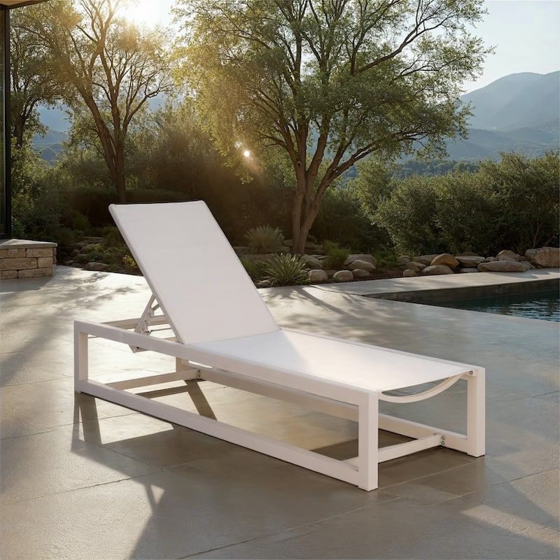 SAFAVIEH Outdoor Living Logan Aluminum Lounger - 79"W x 27"D x 14"H