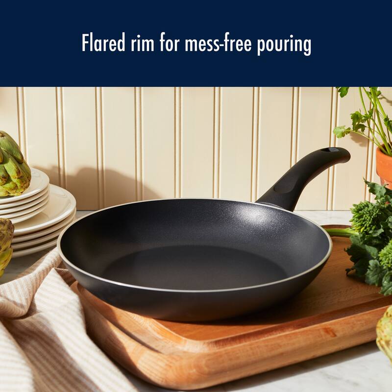 Henckels Everlift 2-pc Traditional Nonstick Fry Pan Set - 8-in & 10-in - Black