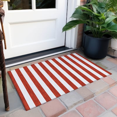 Machine Washable Indoor/ Outdoor Cabana Striped Chantille Rug