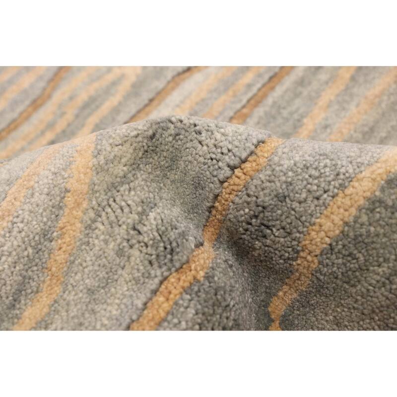 ECARPETGALLERY Hand-knotted Peshawar Ziegler Grey Wool Rug - 5'1 x 7'1