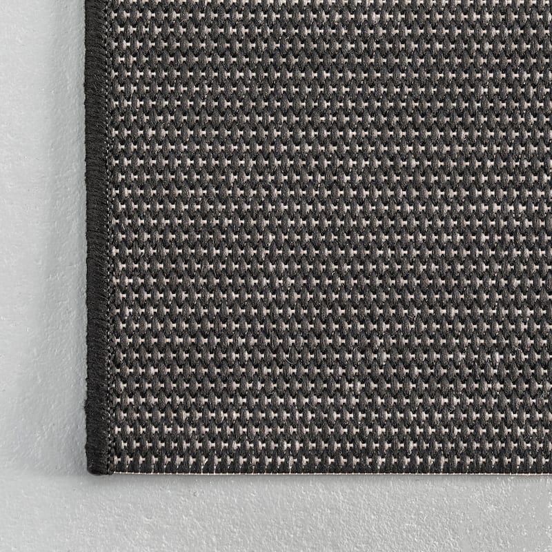 Nuloom Sharyl Modern Striped Indoor/Outdoor Area Rug