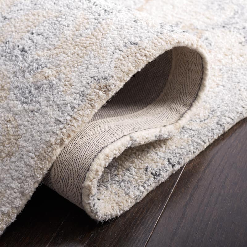 SAFAVIEH Handmade Marquee Wolfhilde Medallion Wool Rug