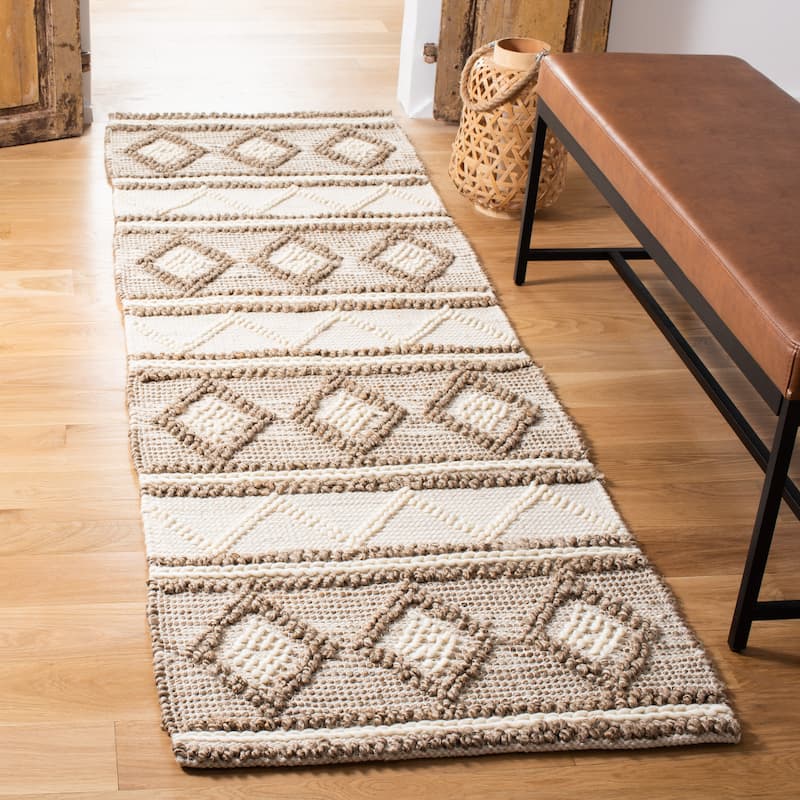 SAFAVIEH Archna Iftimia Jute Casual Rug - 2'6" x 10' Runner - Taupe/Ivory