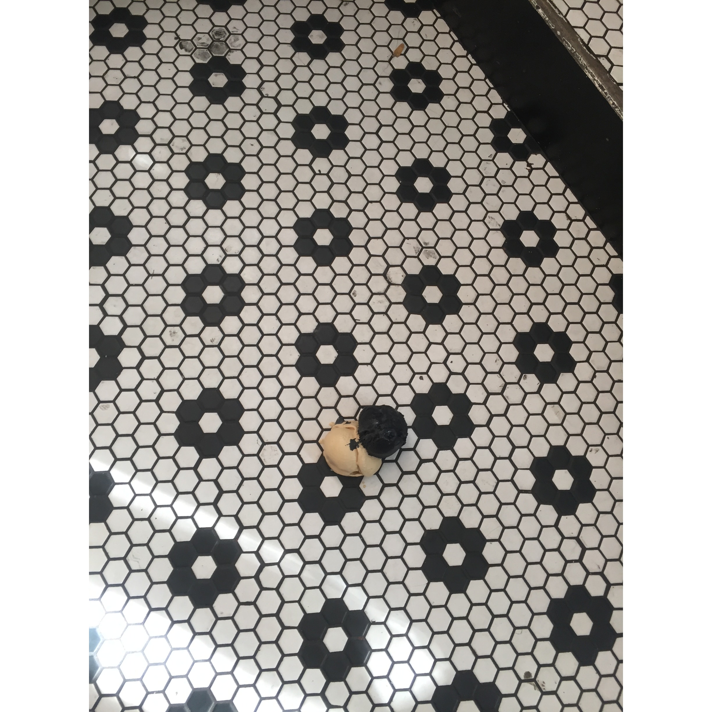 Industry Tile 10.23x11.81 Hex Flower White with Black Porcelain