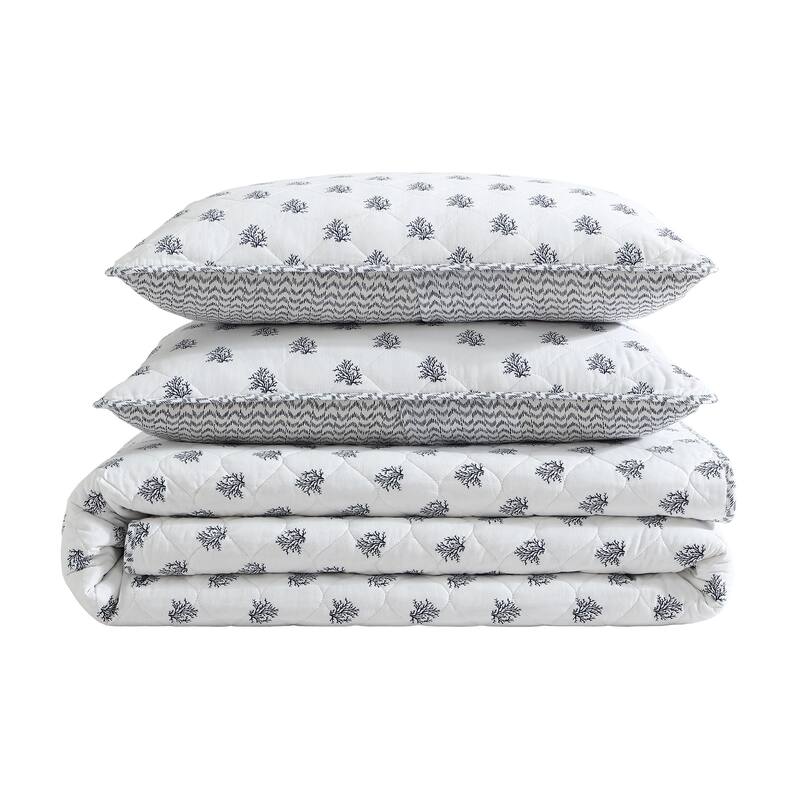 Nautica Coral Beach Blue Motifs Cotton Reversible White Quilt (3 Piece Set)
