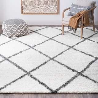 Alise Rugs Alise Rugs Sohni Shag Transitional Diamond Area Rug
