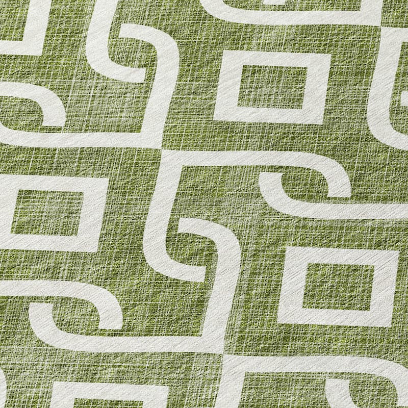 HomeRoots Geometric Transitional Rectangle Outdoor Rug