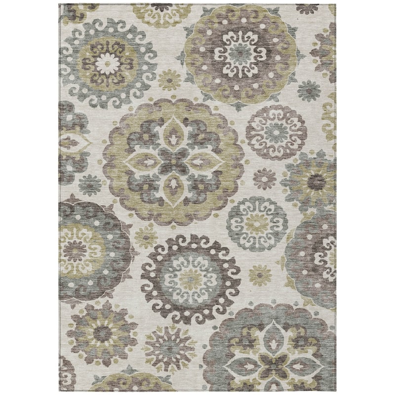 HomeRoots Floral Medallion Transitional Rectangle Outdoor Rug