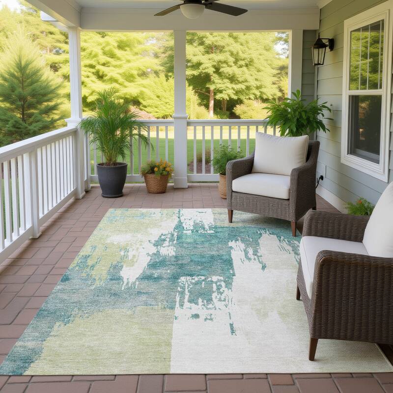 Machine Washable Indoor/ Outdoor Contemporary Fusion Chantille Rug