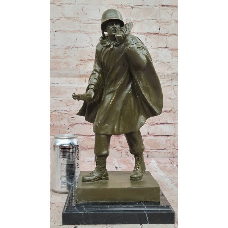 Bronze Wwii Radio Operator Soldier Statue – Military Tribute