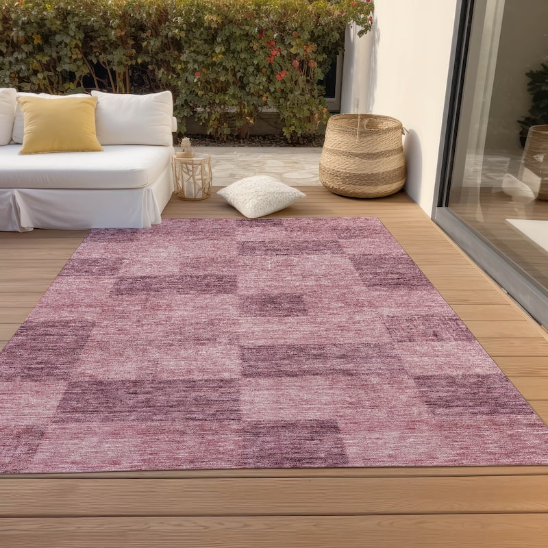 Machine Washable Indoor/ Outdoor Checker Chantille Rug