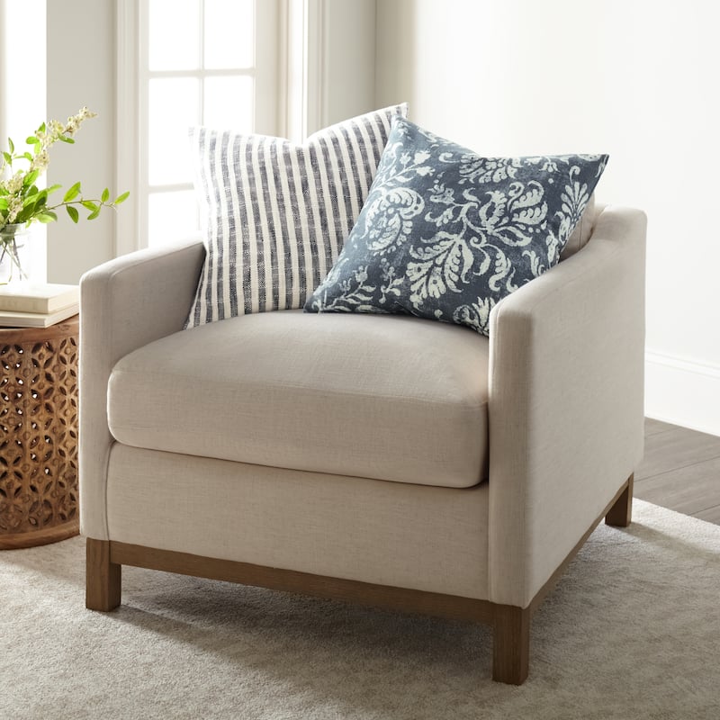 2-Pack Yarn-Dyed Patterns Decor Throw Pillows in Yarn-Dyed Bengal Stripe / Distressed Floral