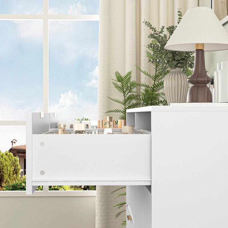 47.2" Modern 8-Drawer Wooden Dresser for Bedroom