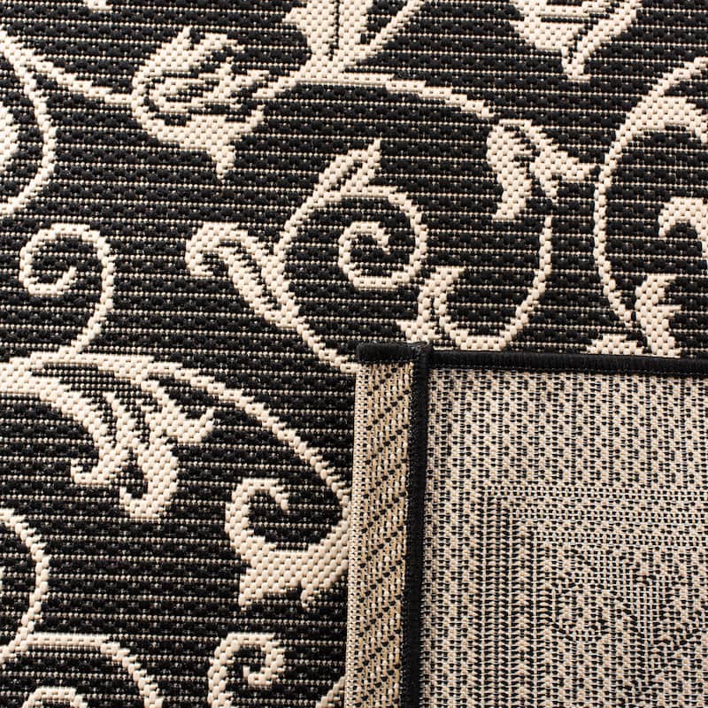 SAFAVIEH Courtyard Clarine Indoor/ Outdoor Waterproof Patio Backyard Rug