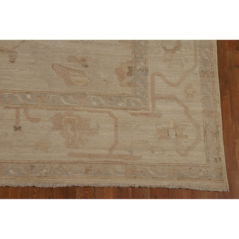 Hand Knotted Oriental 100% Wool Carpet Transitional All-Over Beige & Ivories Oushak Area Rug - 9' 10'' X 7' 11''