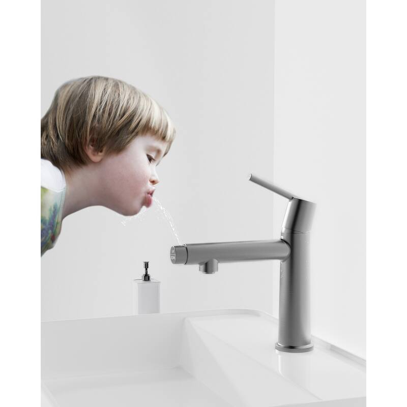 Bathroom Sink Faucet with Single Handle and Dual Water Modes - 7.71" x 4.68" x 9.21"