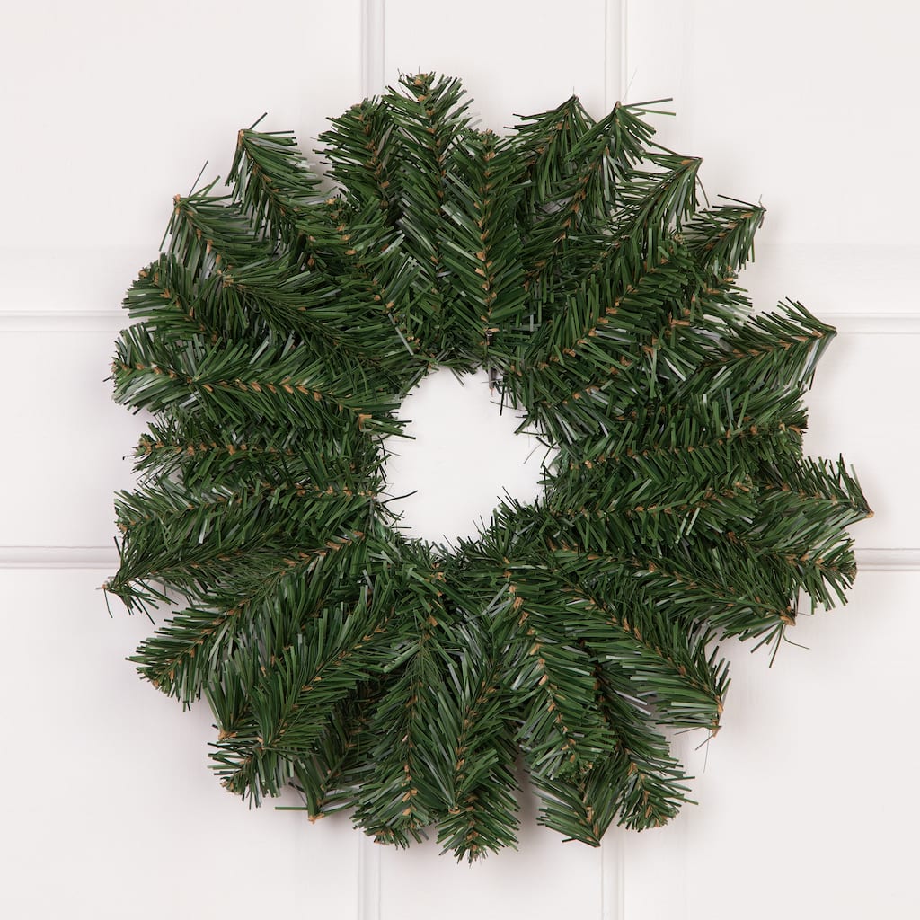 Deluxe Dorchester Pine Artificial Christmas Wreath - Unlit