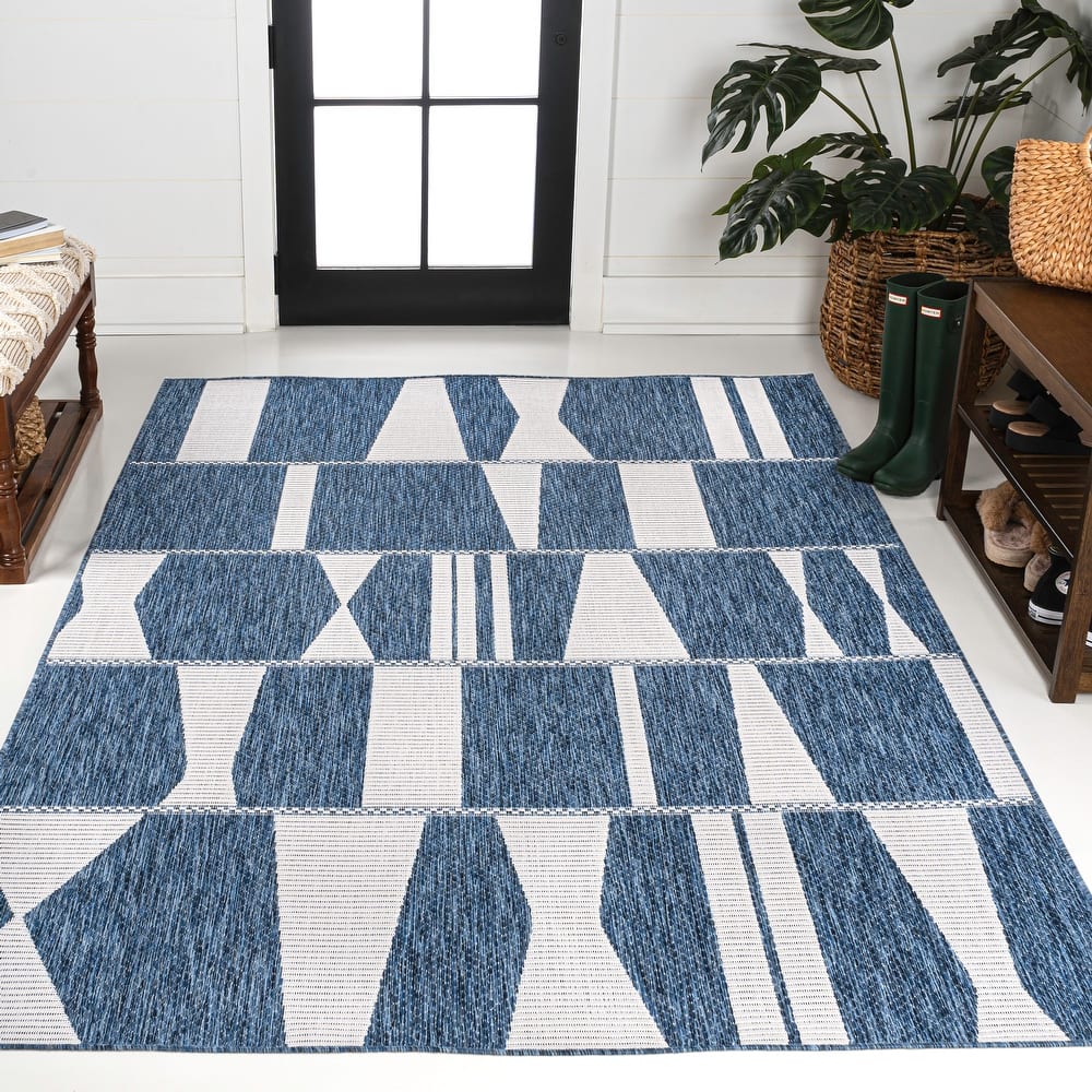 JONATHAN Y Odette Modern Geometric Abstract Two-Tone Indoor/Outdoor Area Rug
