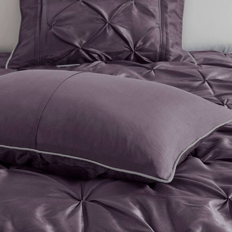 GDF Studio - Laurel 7-Piece Tufted Comforter Set with Decorative Pillows