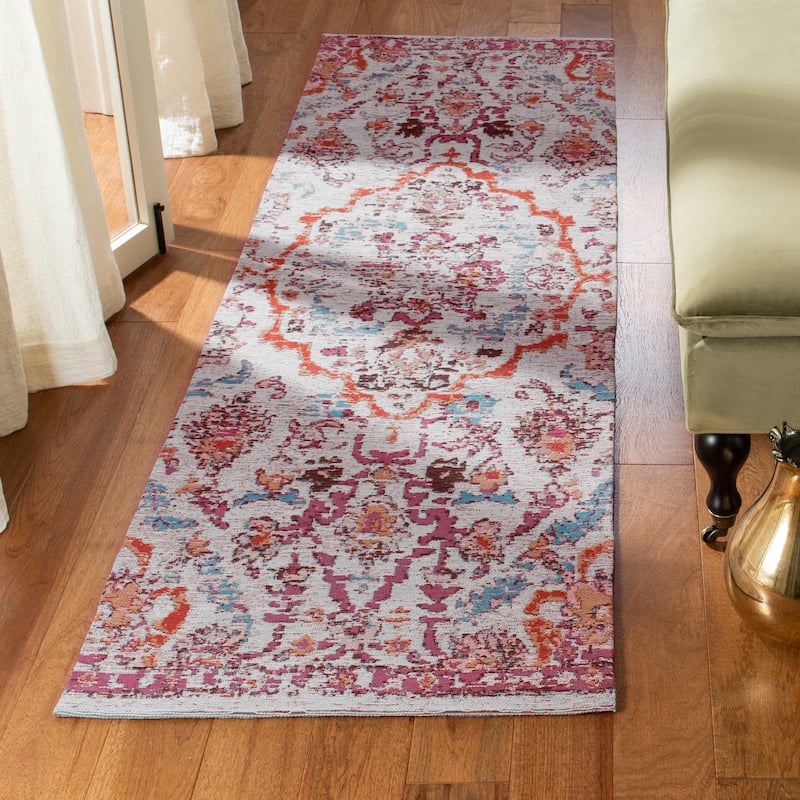 SAFAVIEH Classic Vintage Boho Fraga Oriental Cotton Rug - 2'3" x 8' Runner - Red/Beige