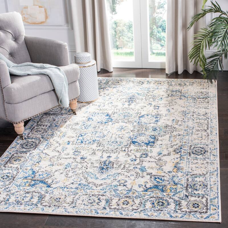 SAFAVIEH Madison Snowflake Medallion Rustic Farmhouse Distressed Rug - 5'3" x 7'6" - Grey/Ivory - Rectangle