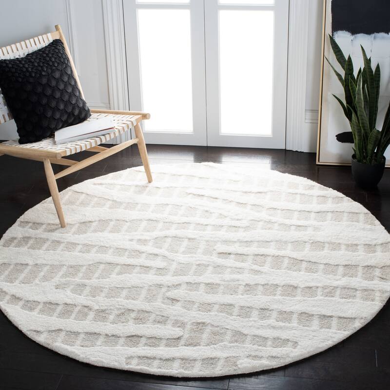 SAFAVIEH Handmade Manhattan Liberdade Modern Abstract Wool Rug - 6' Round - Beige/Ivory