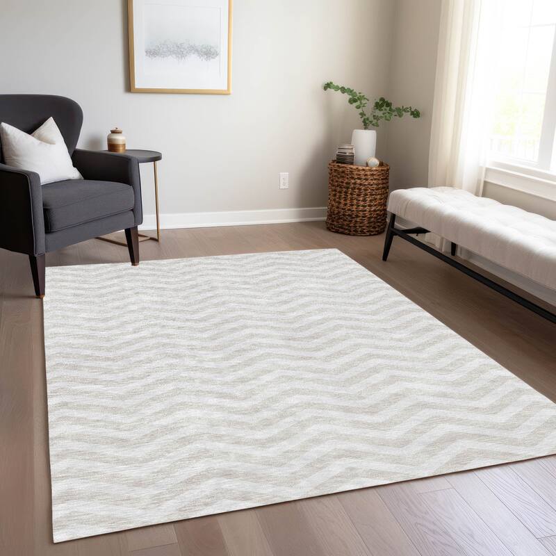 Machine Washable Indoor/ Outdoor Chantille Chevron Stripe Rug