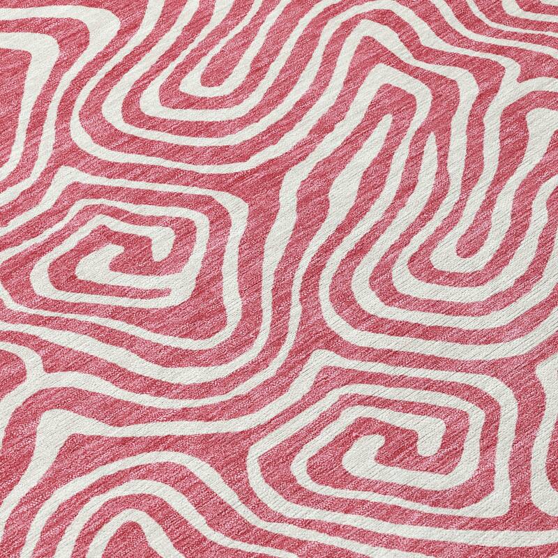 Machine Washable Indoor/ Outdoor Modern Trance Chantille Rug