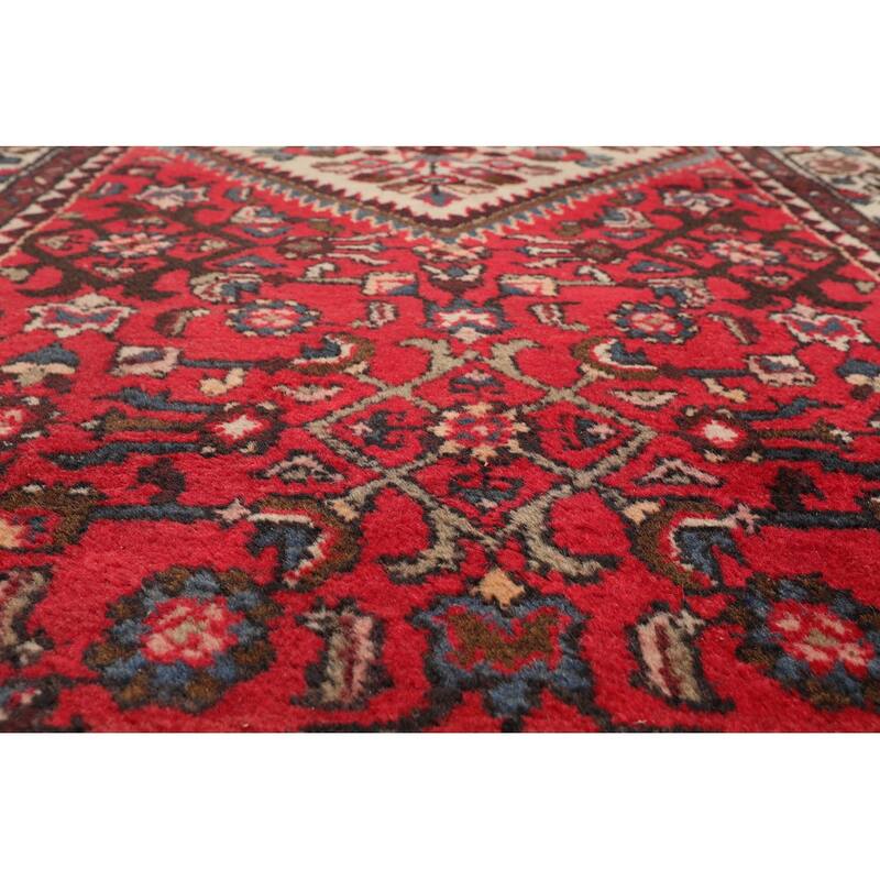 Hand Knotted Heriz Red Floral Wool Traditional Oriental Area Rug - 3' 6'' x 7' 4''