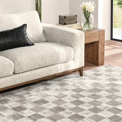Villa by Classic Home Berlin Handwoven Checkered Area Rug