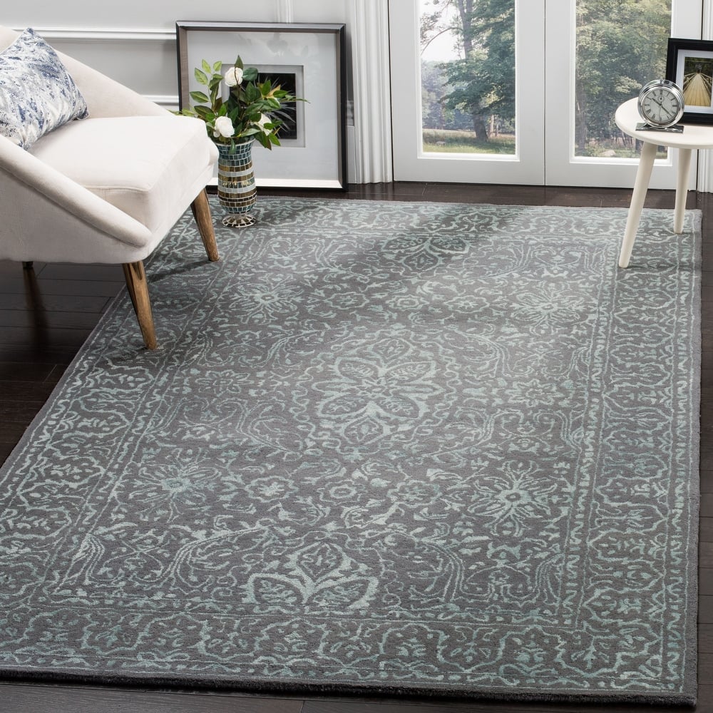 SAFAVIEH Handmade Glamour Dolors Modern Viscose Rug