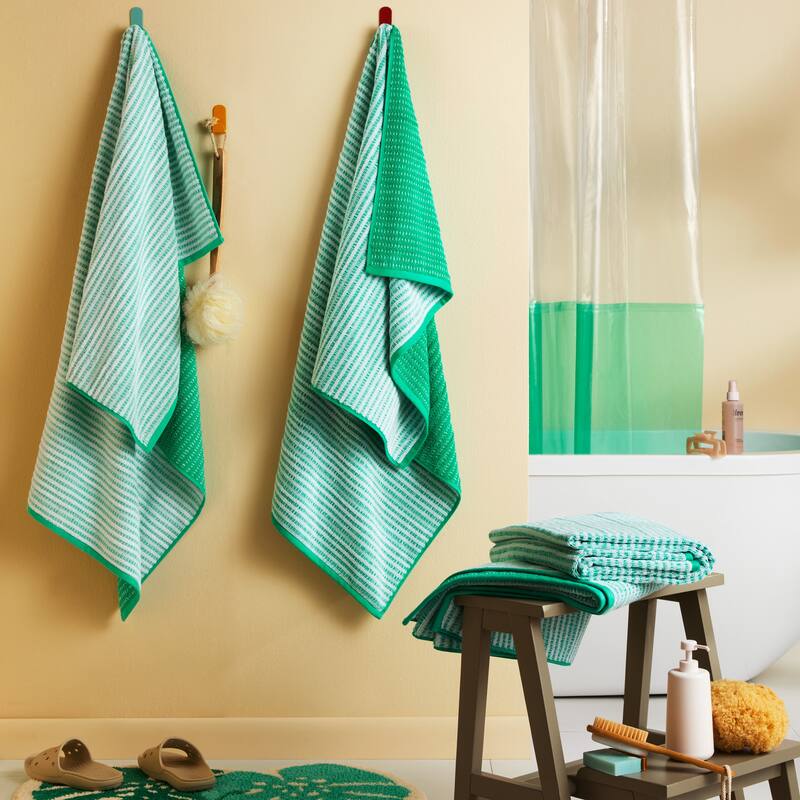 TOWN & COUNTRY PLAY 4-Piece Striped Reversible Terry Brights Bath Towel Set - 30"x58"