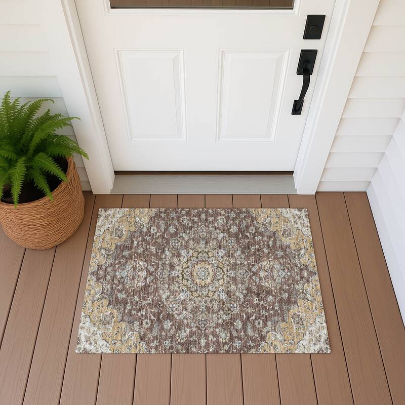 Machine Washable Indoor/ Outdoor Traditional Niko Chantille Rug - Chocolate - 1'8" x 2'6"