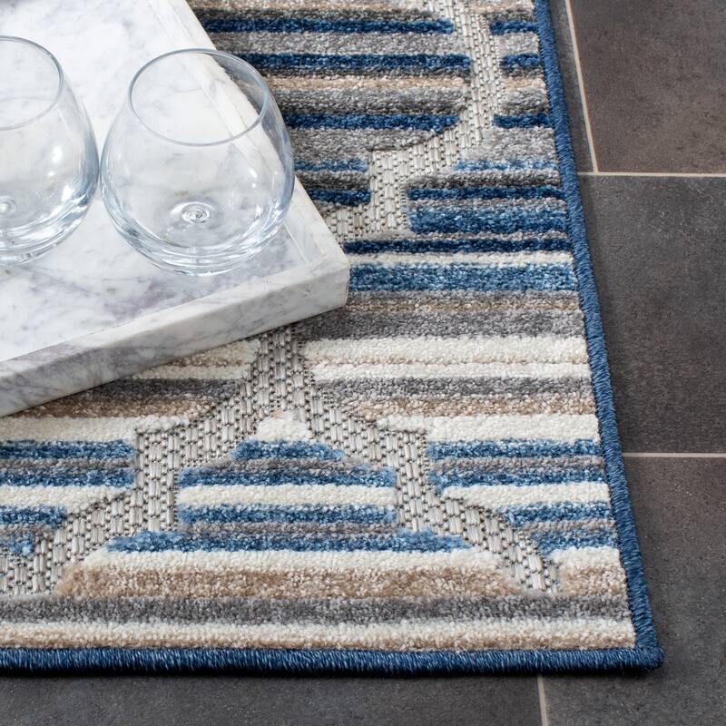 SAFAVIEH Cabana Kaleen Indoor/ Outdoor Waterproof Patio Trellis Rug