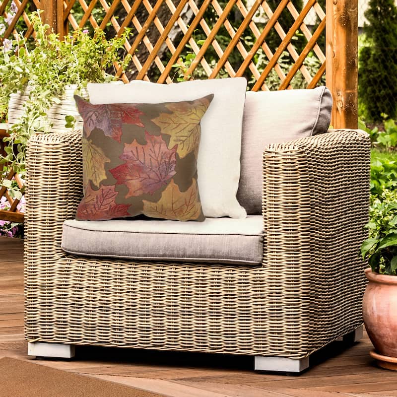 Liora Manne Visions IV Leaf Toss Indoor/Outdoor Pillow
