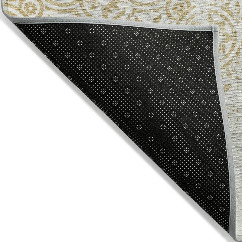 HomeRoots Medallion Transitional Rectangle Outdoor Rug
