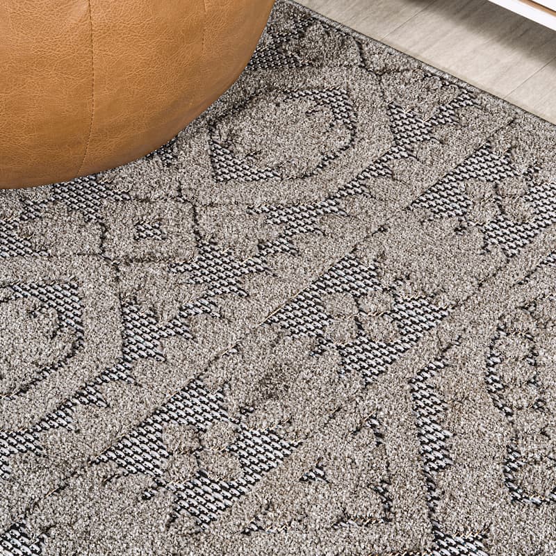 JONATHAN Y Jordan High-Low Pile Mediterranean Tile Indoor/Outdoor Area Rug