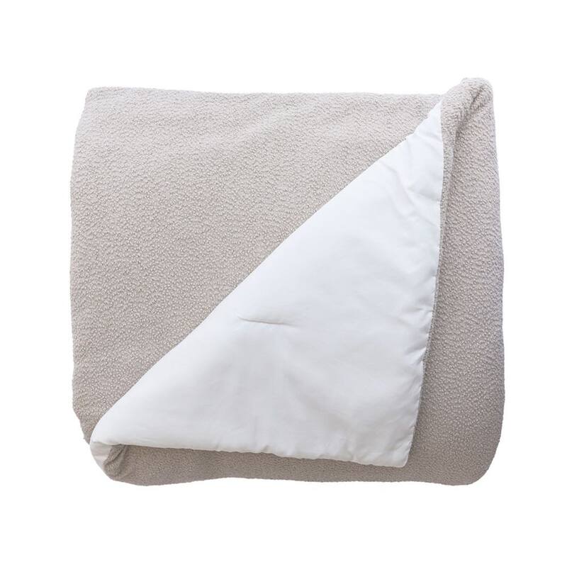 Jennifer Adams Chunky Super Soft Boucle Comforter