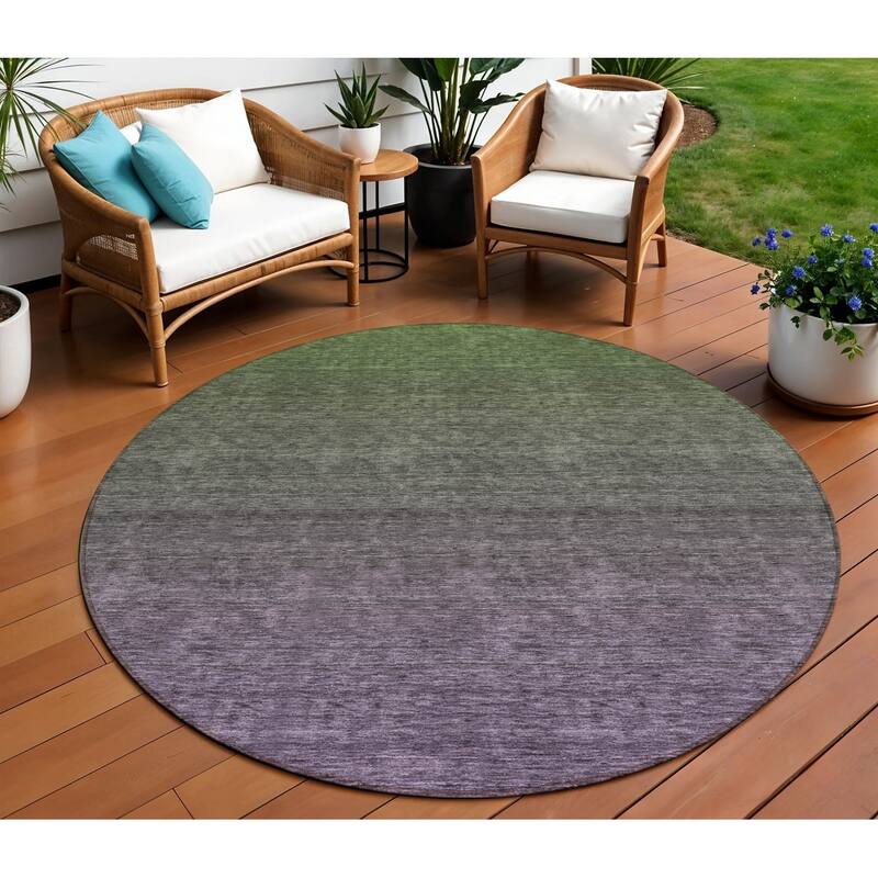 HomeRoots Ombre Transitional Rectangle Outdoor Rug - 8' Round