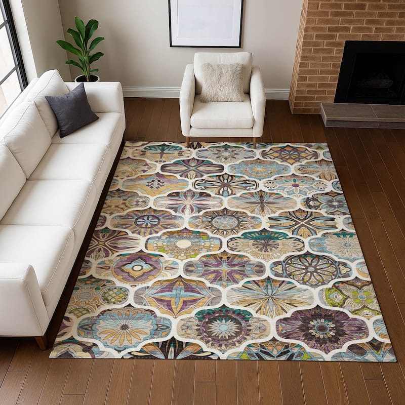 Machine Washable Indoor/ Outdoor Trellis Mosaic Chantille Rug