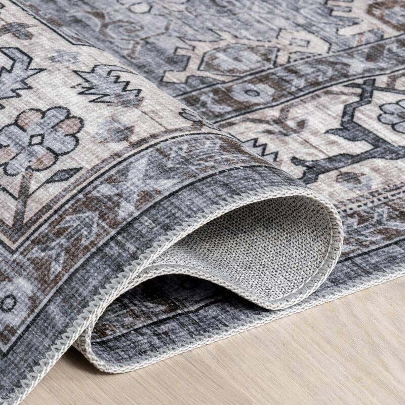 Nuloom Rania SplashGuard Medallion Machine Washable Area Rug