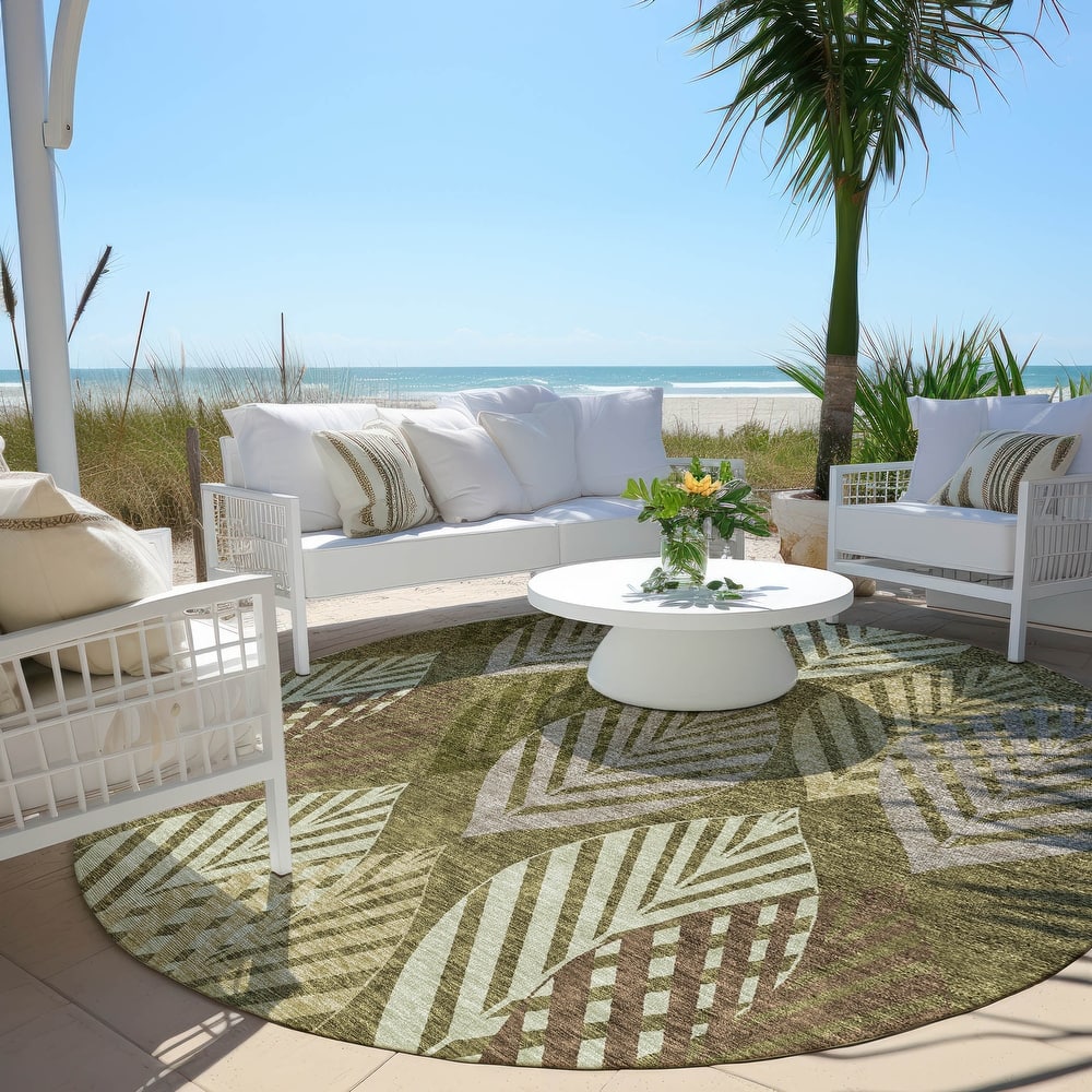 Machine Washable Indoor/ Outdoor Chantille Casual Palm Leaf Rug