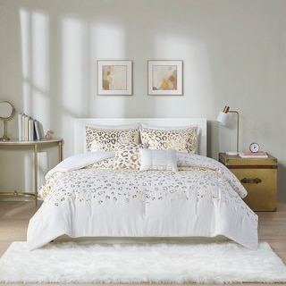 Serena Metallic Animal Printed Comforter Set by Intelligent Design