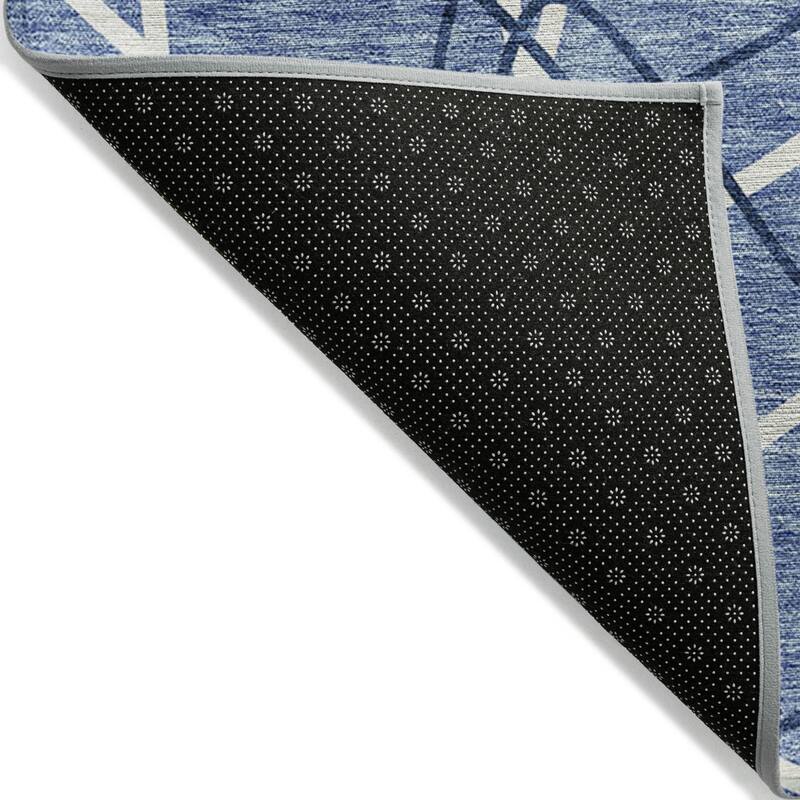 HomeRoots Geometric Modern Rectangle Outdoor Rug