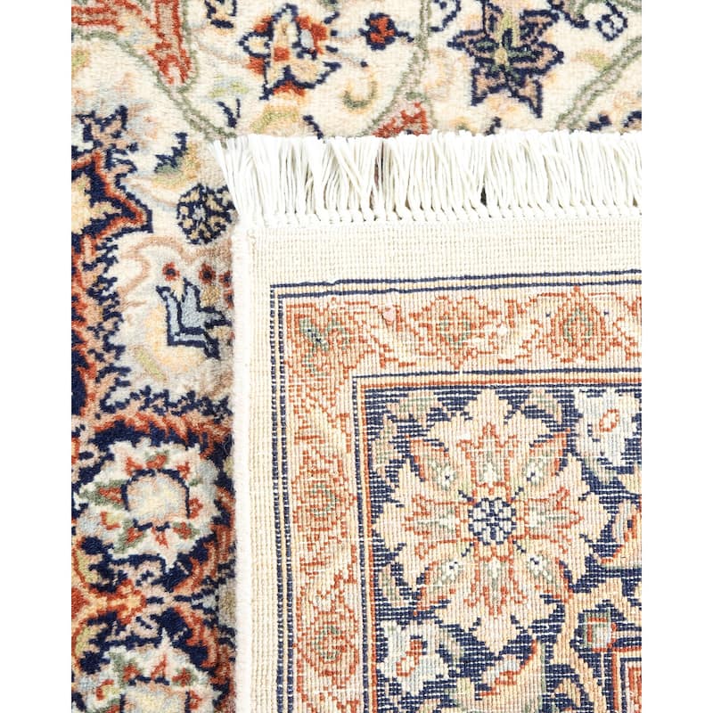 Overton Handknotted Wool Traditional Oriental Ivory Area Rug - 4' x 6'
