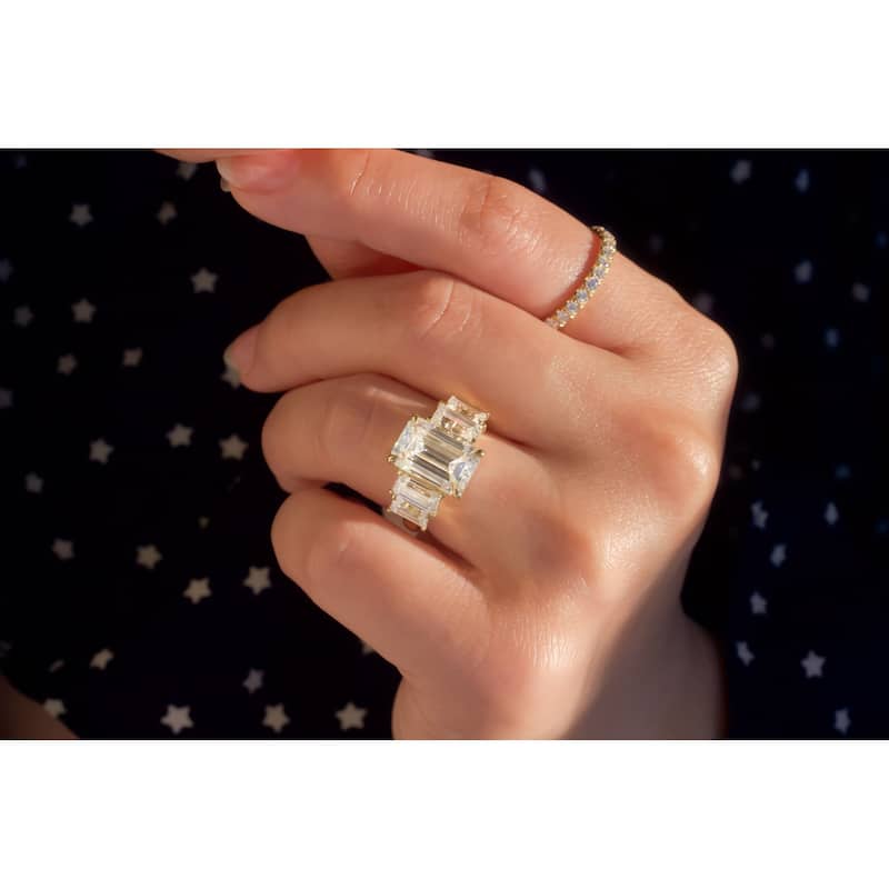 ​Kobelli 7.5 Carat Moissanite 14k Solid Gold 5-Stone Emerald Elsa Engagement Ring