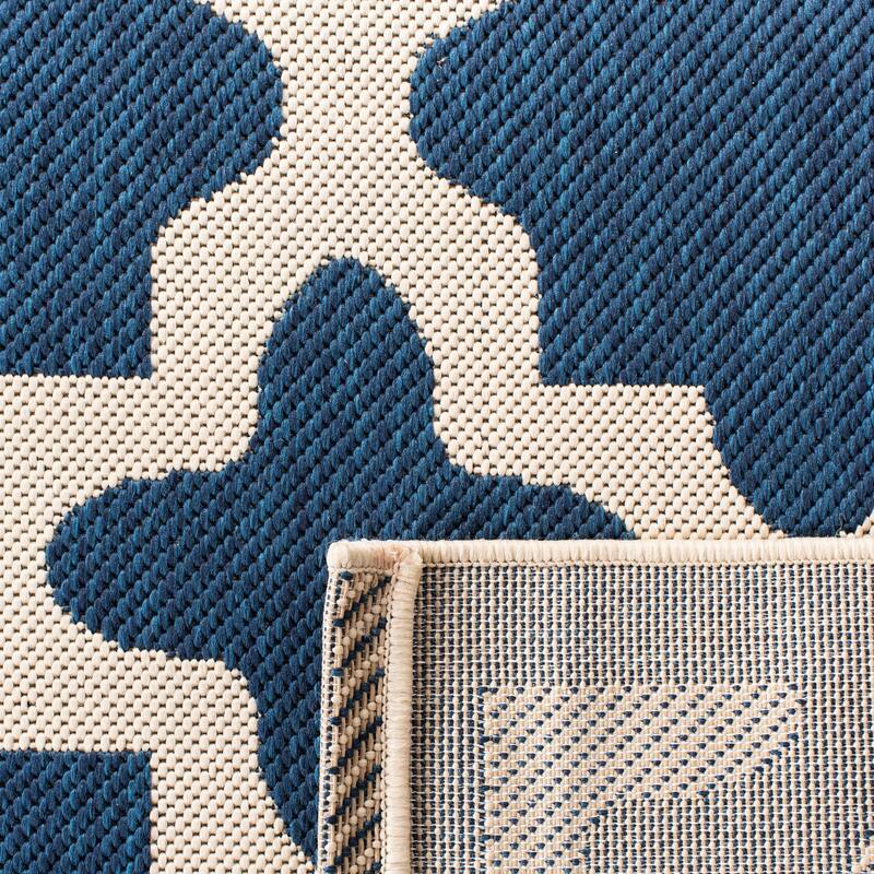 SAFAVIEH Courtyard Dorthey Indoor/ Outdoor Waterproof Patio Backyard Rug