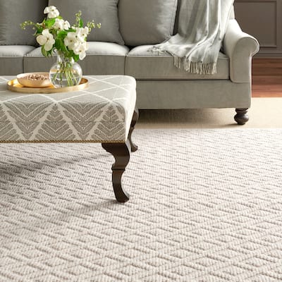 Martha Stewart Handmade Shpresa Contemporary Wool Rug